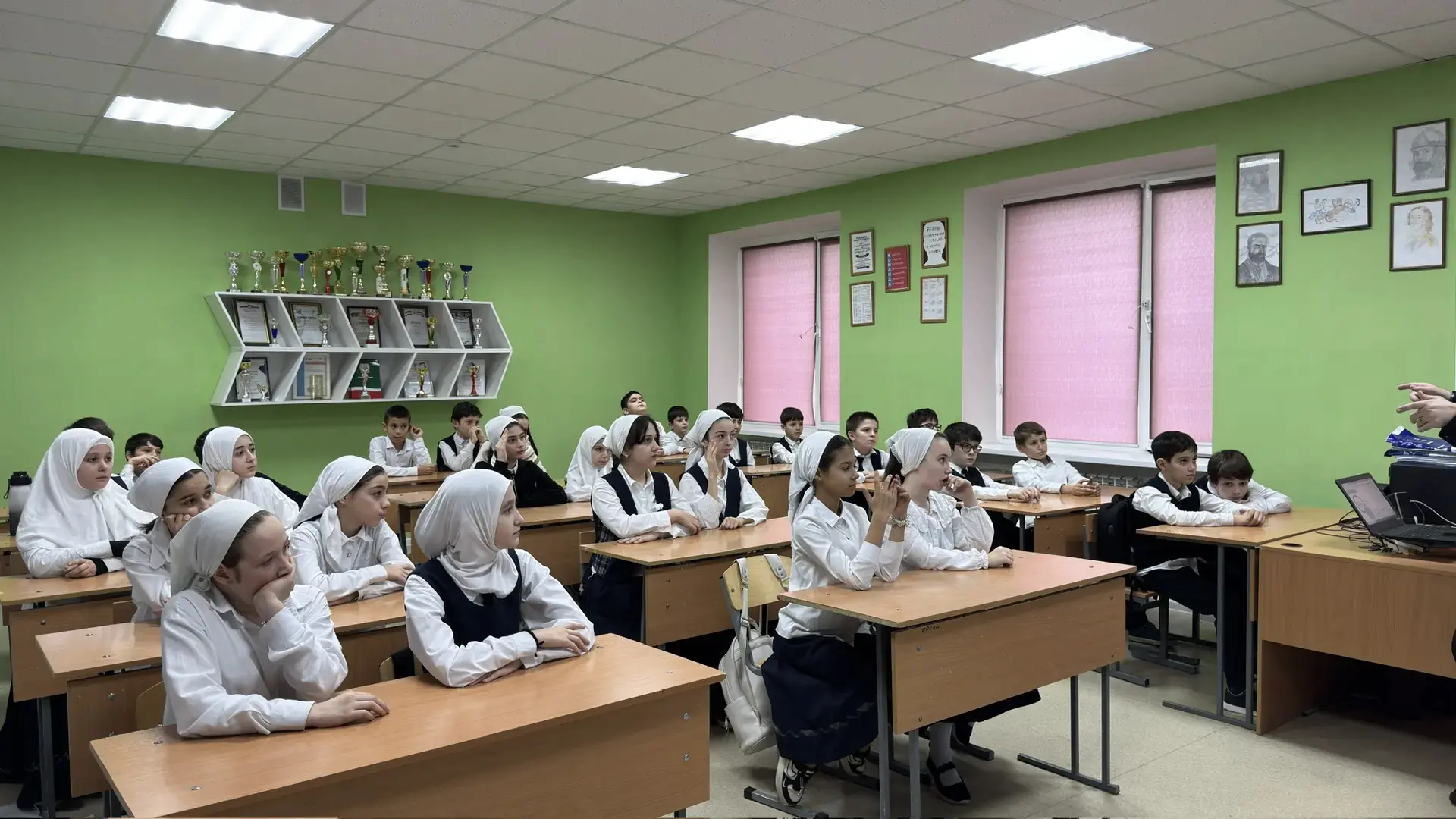 Советник директора по воспитанию и взаимодействию с детскими общественными объединениям...