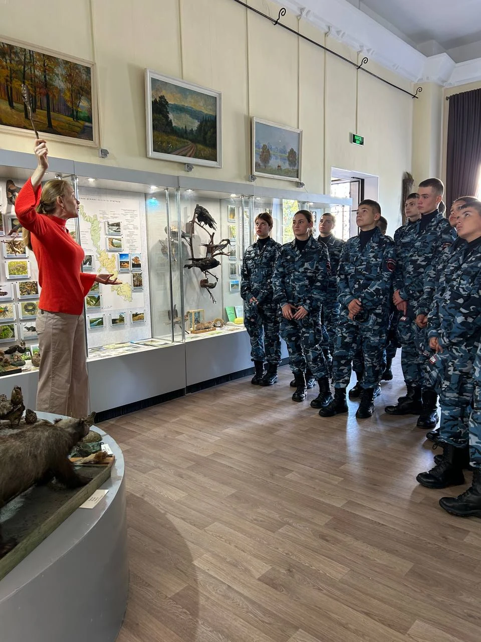 В столичном Музейном квартале проходит встреча воспитанников кадетского корпуса с главо...