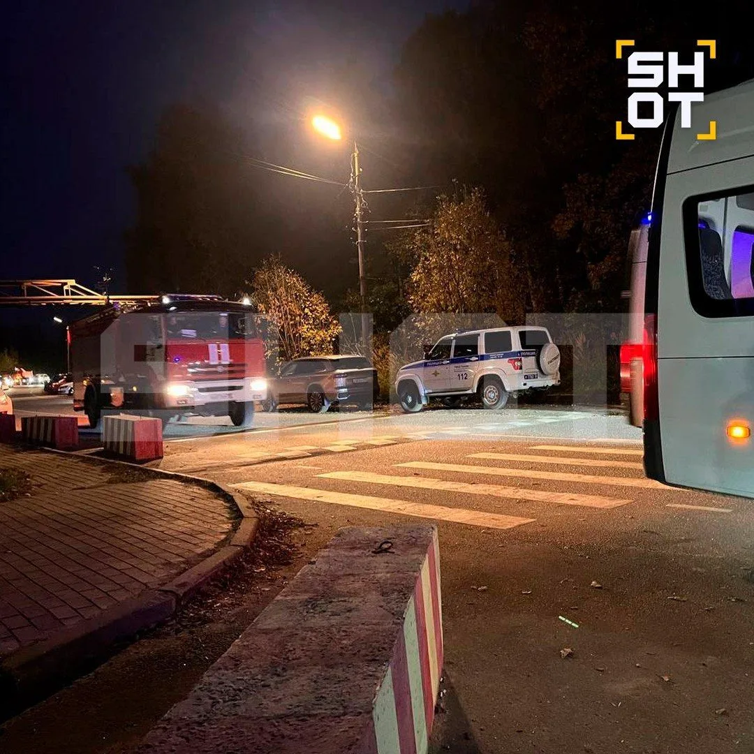 В Подмосковье произошел взрыв на Краснозаводском химическом заводе. СМИ сообщают о семи...