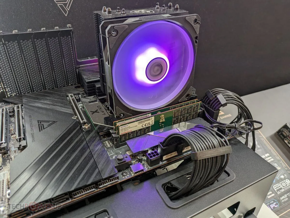📌 Что-то на Ultra богатом: MSI представила десктопную платформу с поддержкой модулей C...