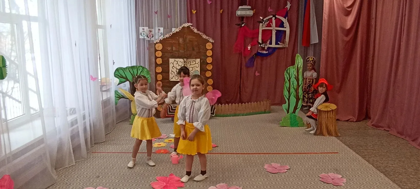 Фото