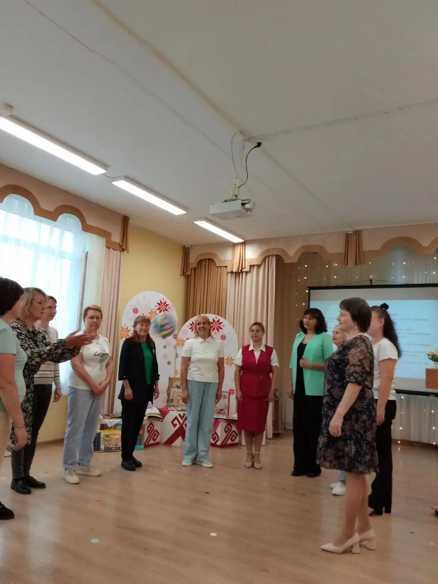 Воспитатель нашего детского сада приняла участие в ежегодной августовской конференции п...