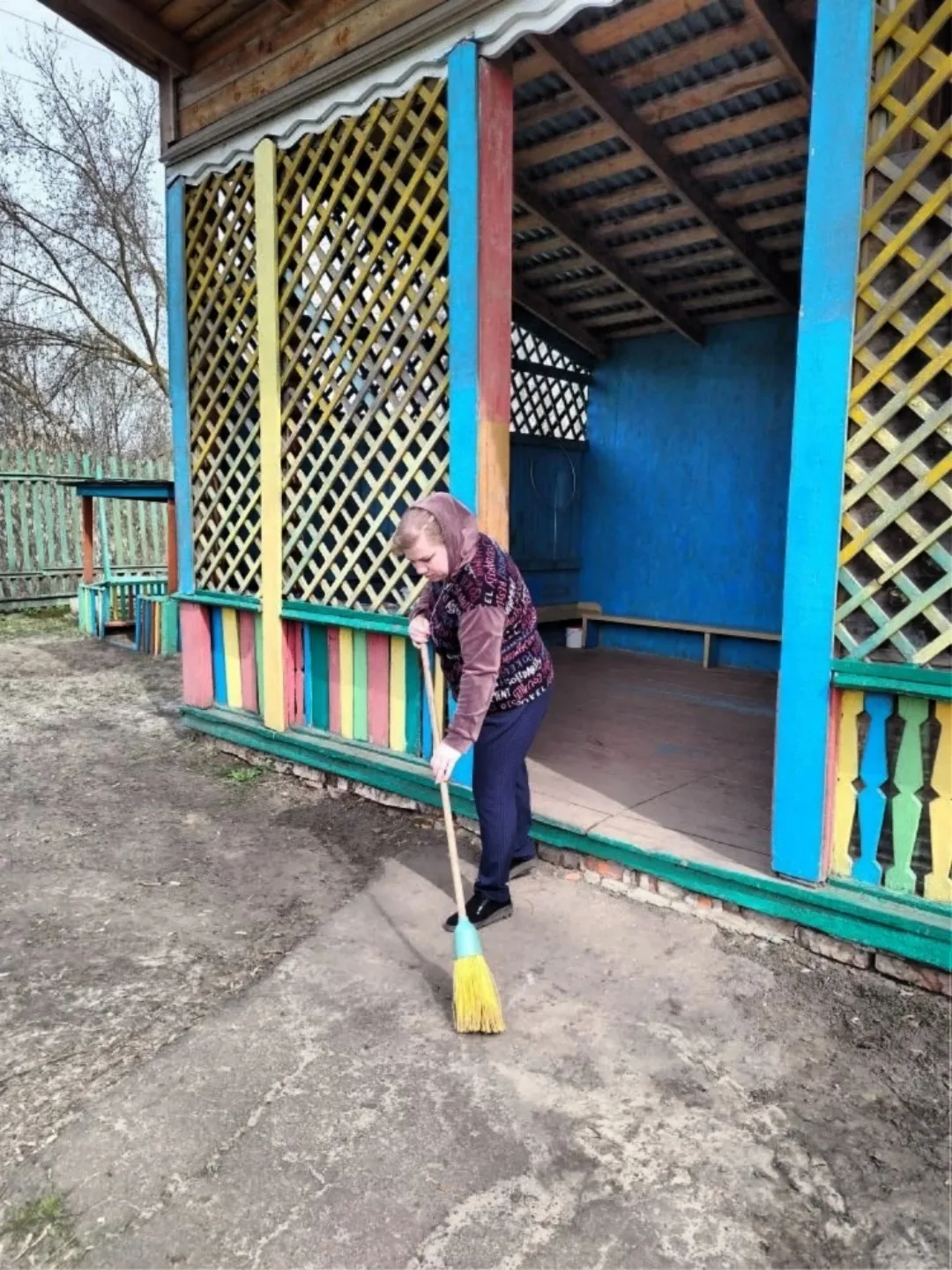 🌱ЧИСТОТА НАЧИНАЕТСЯ С НАС: СУББОТНИК  В ДЕТСКОМ САДУ 🌱