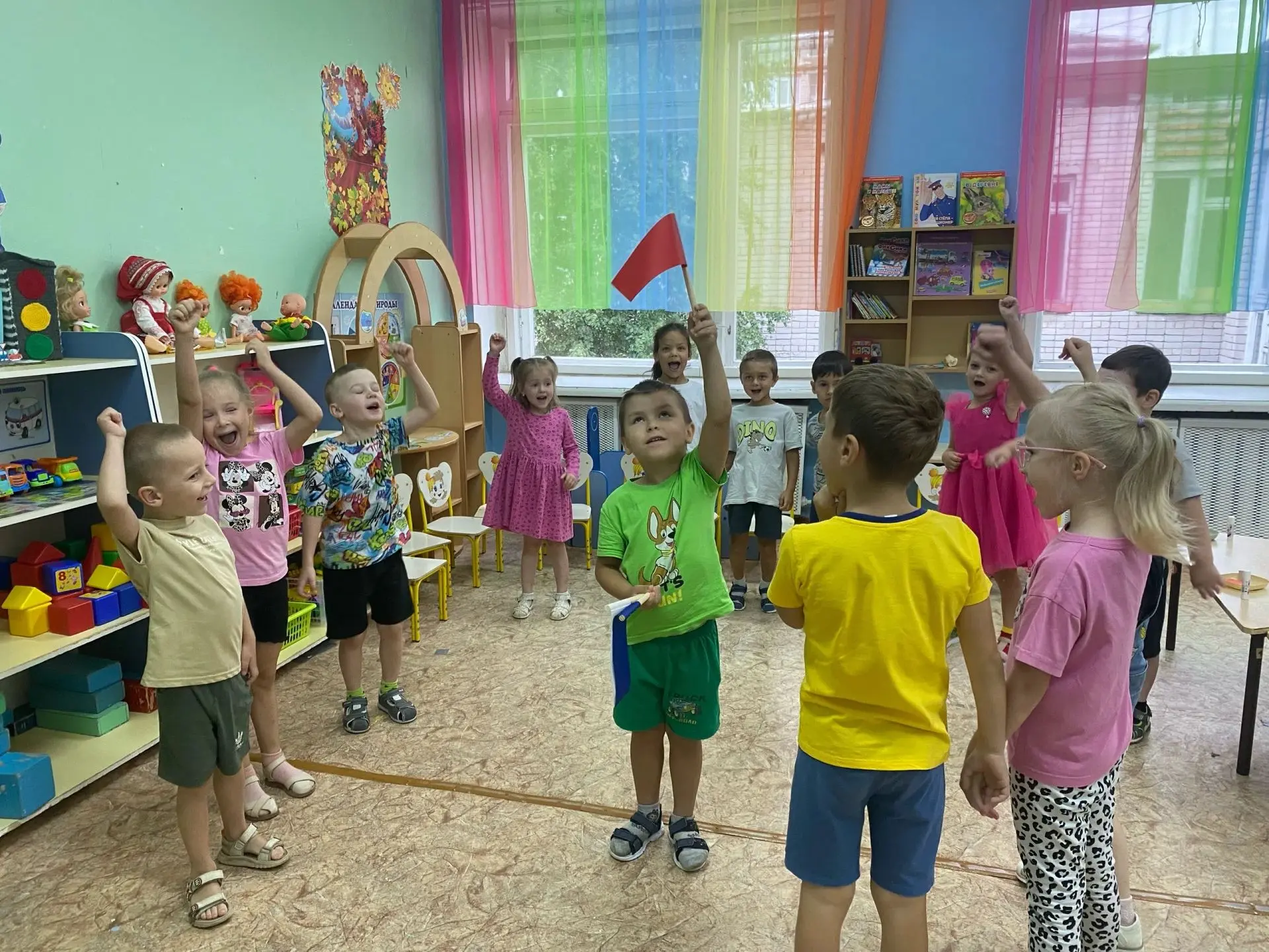 С Днем Государственного флага России! 🇷🇺