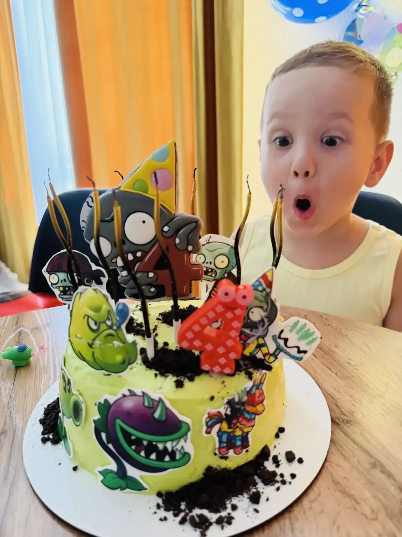 Тортик с монстриками для Мишани на 4 года 🎂