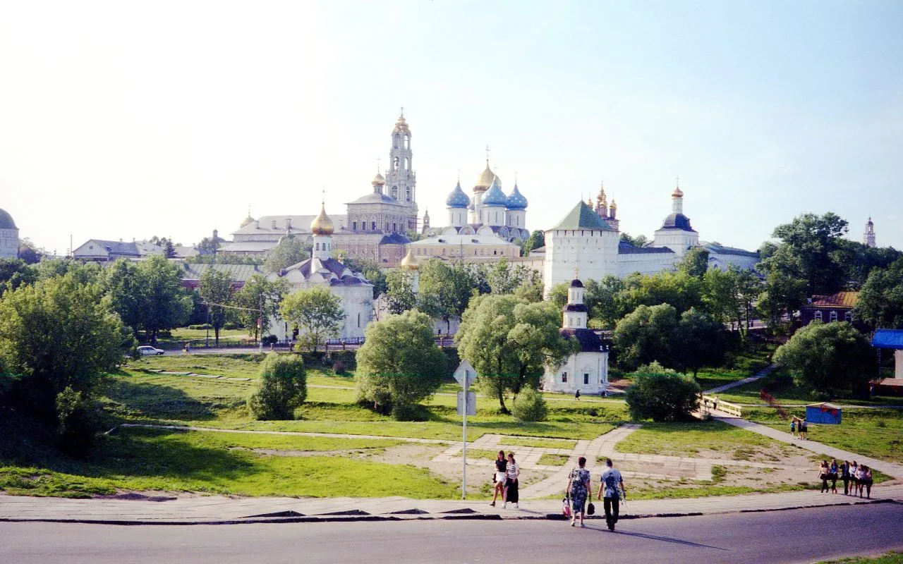 Сергиев Посад, (1999 год). 
Вид на Лавру с Блинной горы.