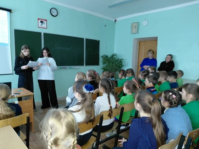 Весёлая встреча на Масленице! Сегодня ребята из 6 «Г» класса пригласили в гости второклассников «Г» 