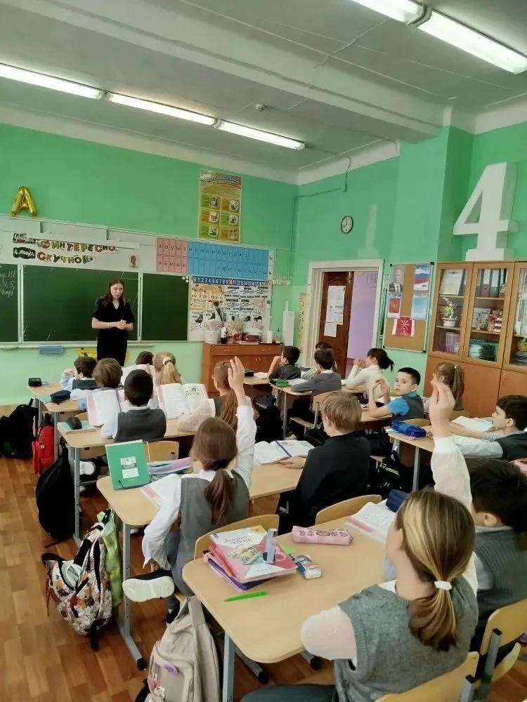 Сегодня в нашей школе прошло вдохновляющее мероприятие в рамках проекта «Не женская профессия» ! Уче