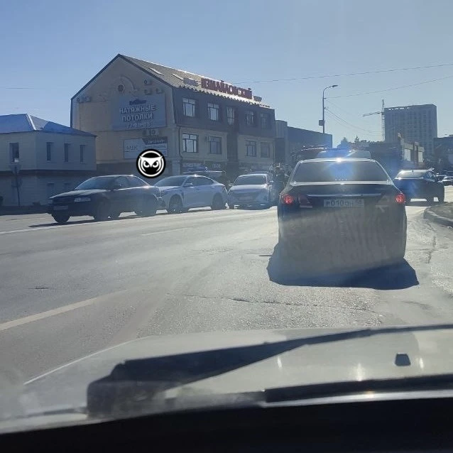 Массовое ДТП на Измайлова. Время 08:25