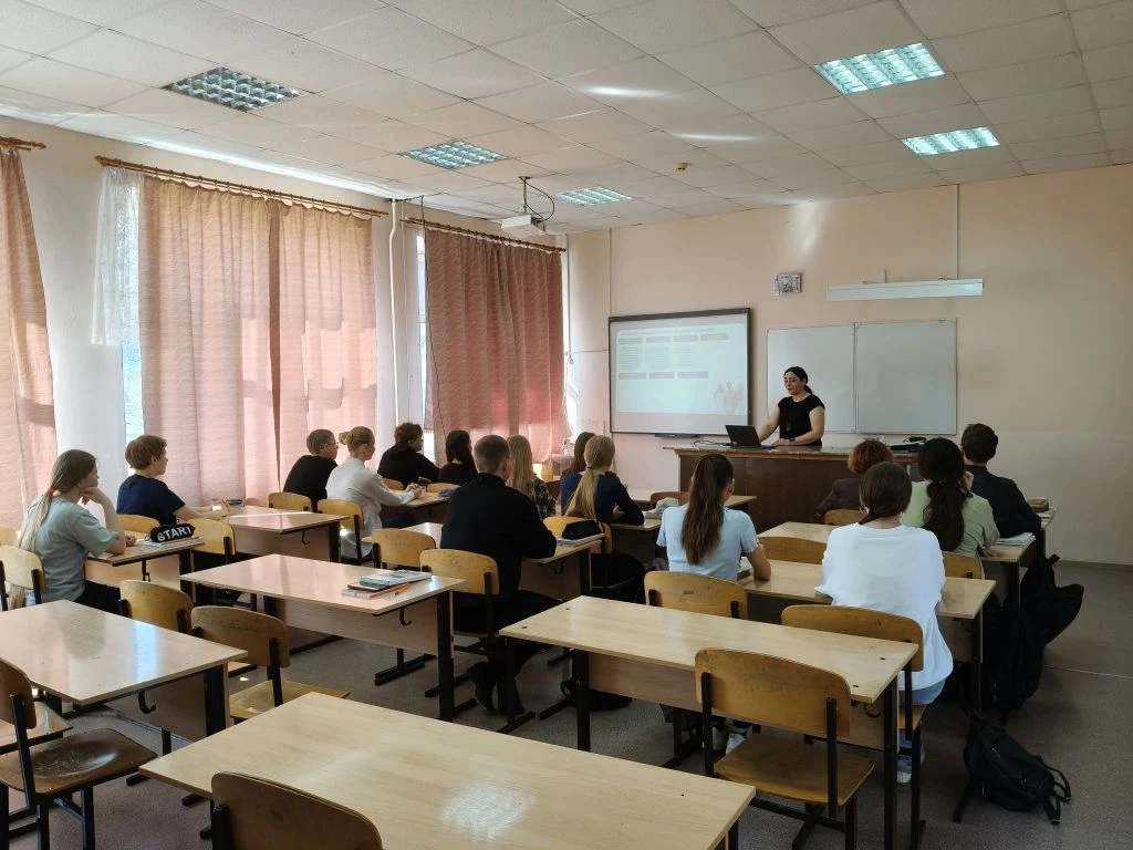 Сегодня  для учеников 5–11 классов прошло важное и вдохновляющее практико-ориентированн...