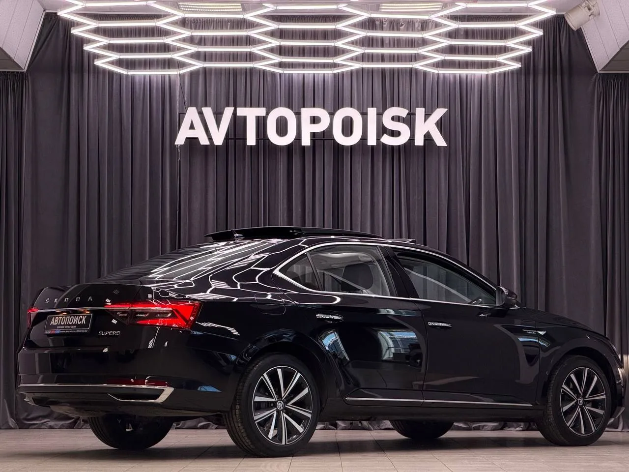 Новый автомобиль Skoda Superb 🔥  Предмаксимальная комплектация  — 2025 год; — Двигатель 1.4, 150 л.с