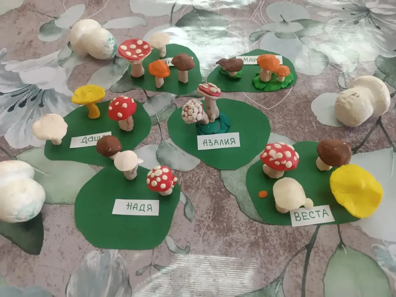 Лепка в подготовительной группе "Грибы"🍄🍄‍🟫🍁