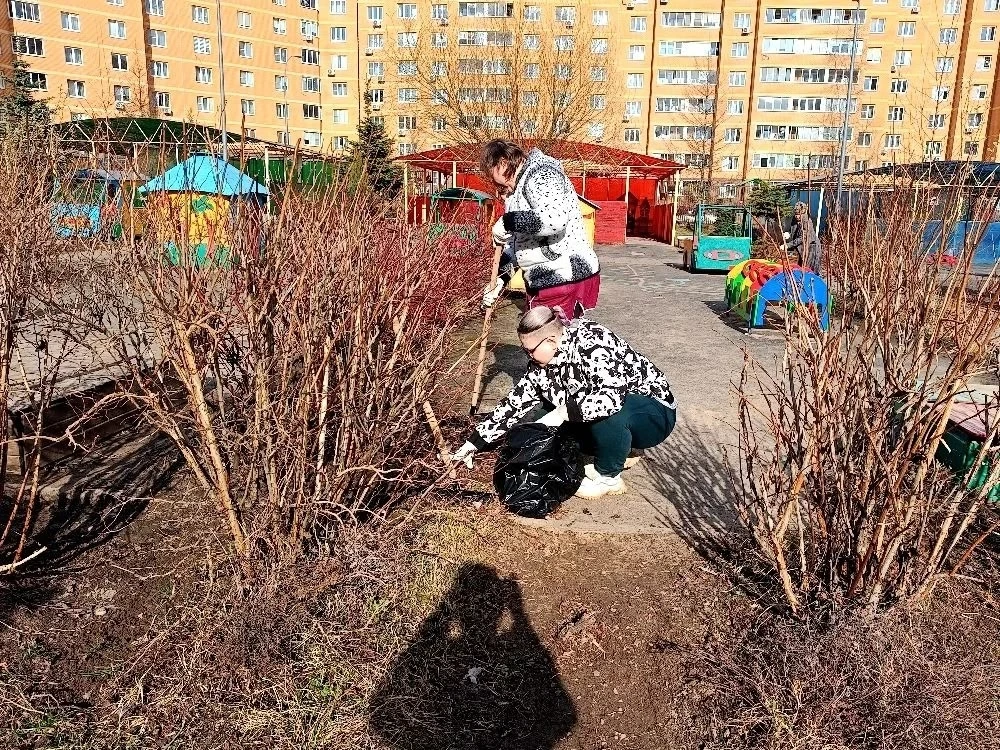 В дошкольном отделении прошел весенник субботник   Субботник – хорошая традиция, во время которой пр