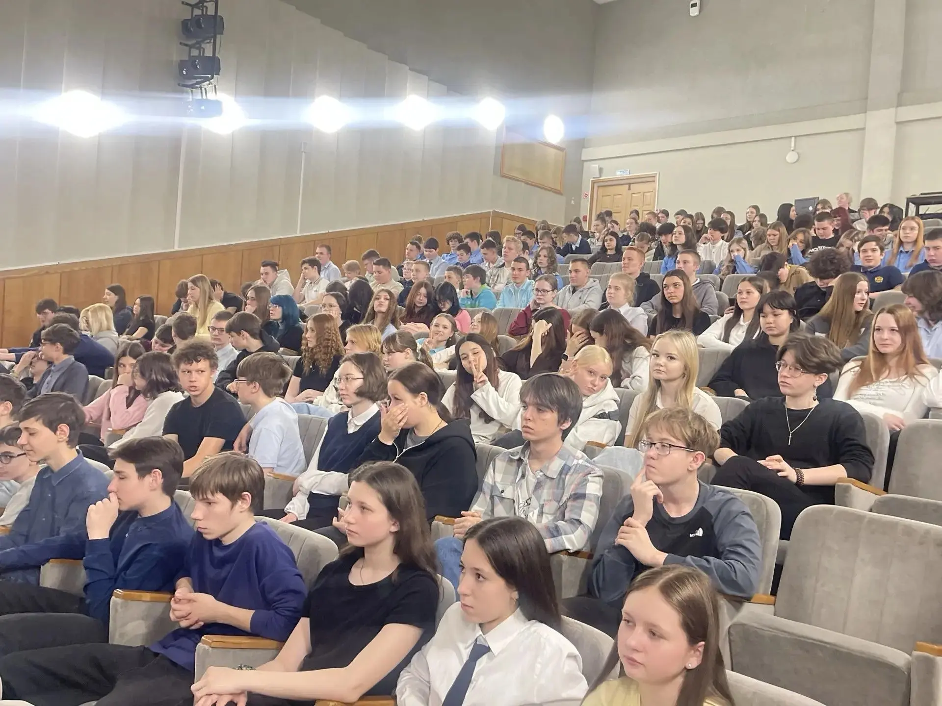 Раменский колледж посетил нашу школу!  14 апреля в нашей школе состоялась встреча с сотрудниками Рам