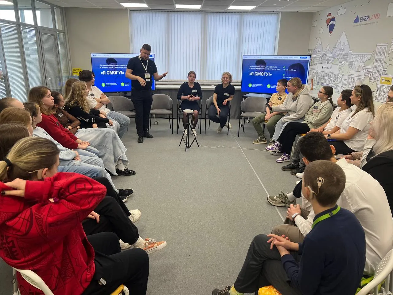 🧒🏻 «Дети слушали переводчика РЖЯ, но отвлекались, когда спикер говорил обычно»