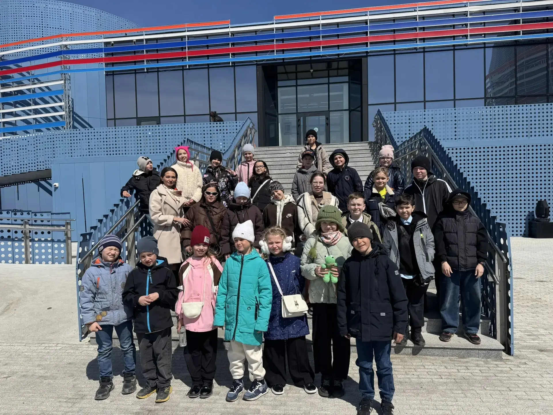 📍Сегодня ученики 1 «И» и 4 «З» класса СП посетили Национальный центр «Россия». Это было очень познав