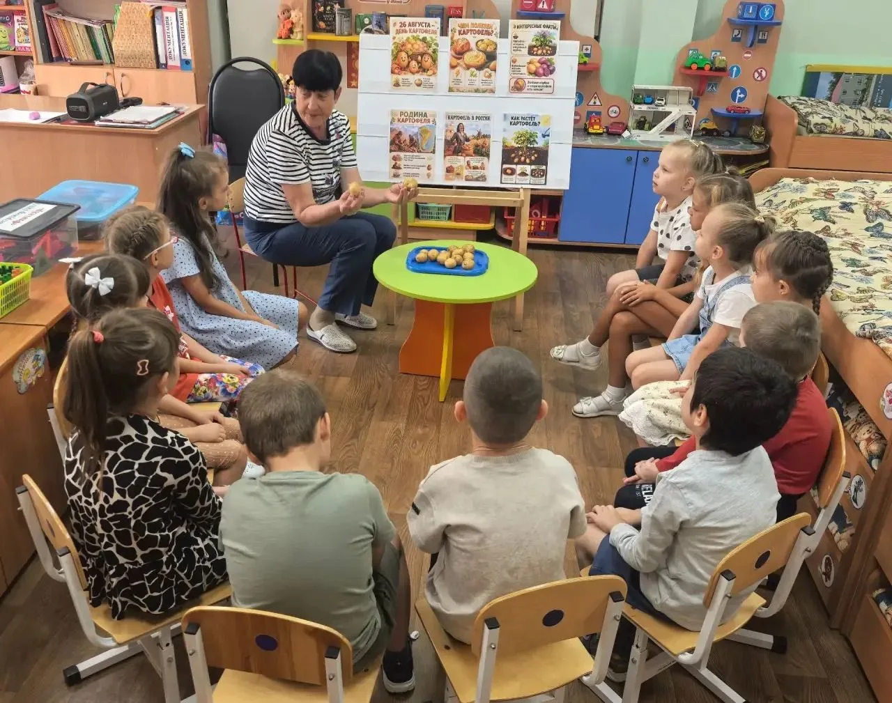 Очень интересно прошёл тематический «День картошки» у ребят старшей группы.
