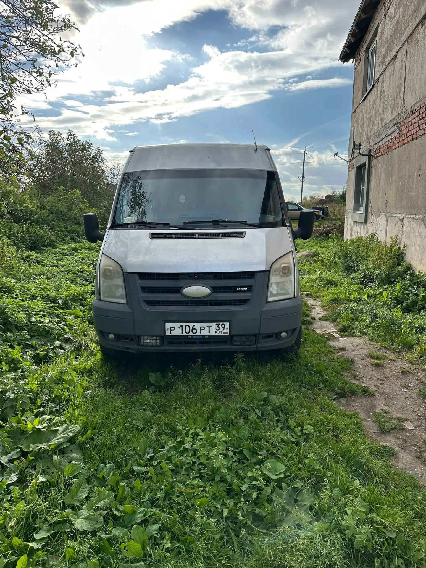Здравствуйте продам Форд транзит 2008 год 2.2 дизель машина в идеале делали для себя вл...