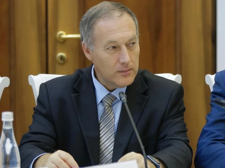 Временно исполняющим обязанности министра цифрового развития и связи Самарской области ...