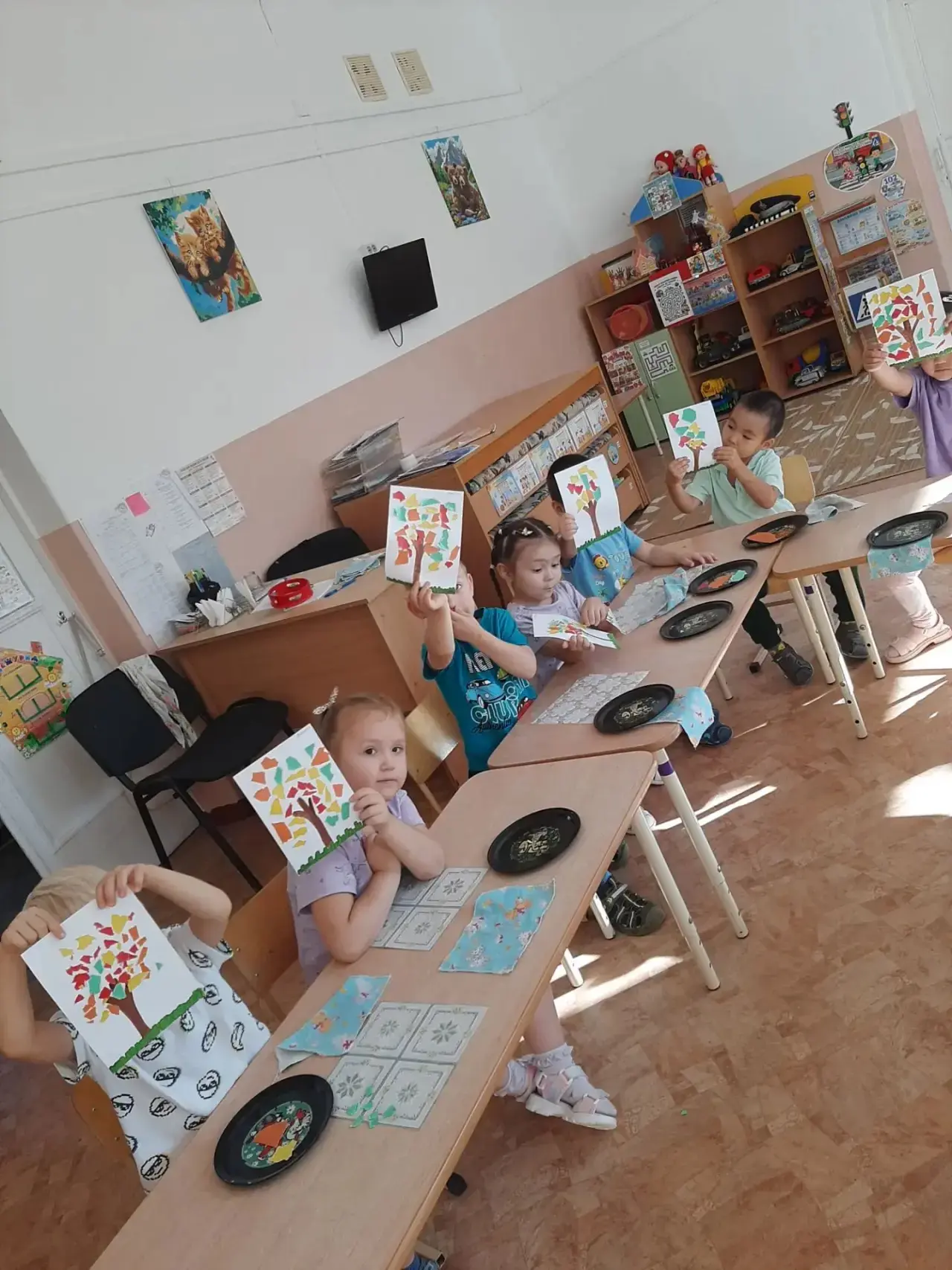 Собираем осеннее настроение по кусочкам! 🧩 Наши воспитанники из группы #РябинушкаДС18 ...