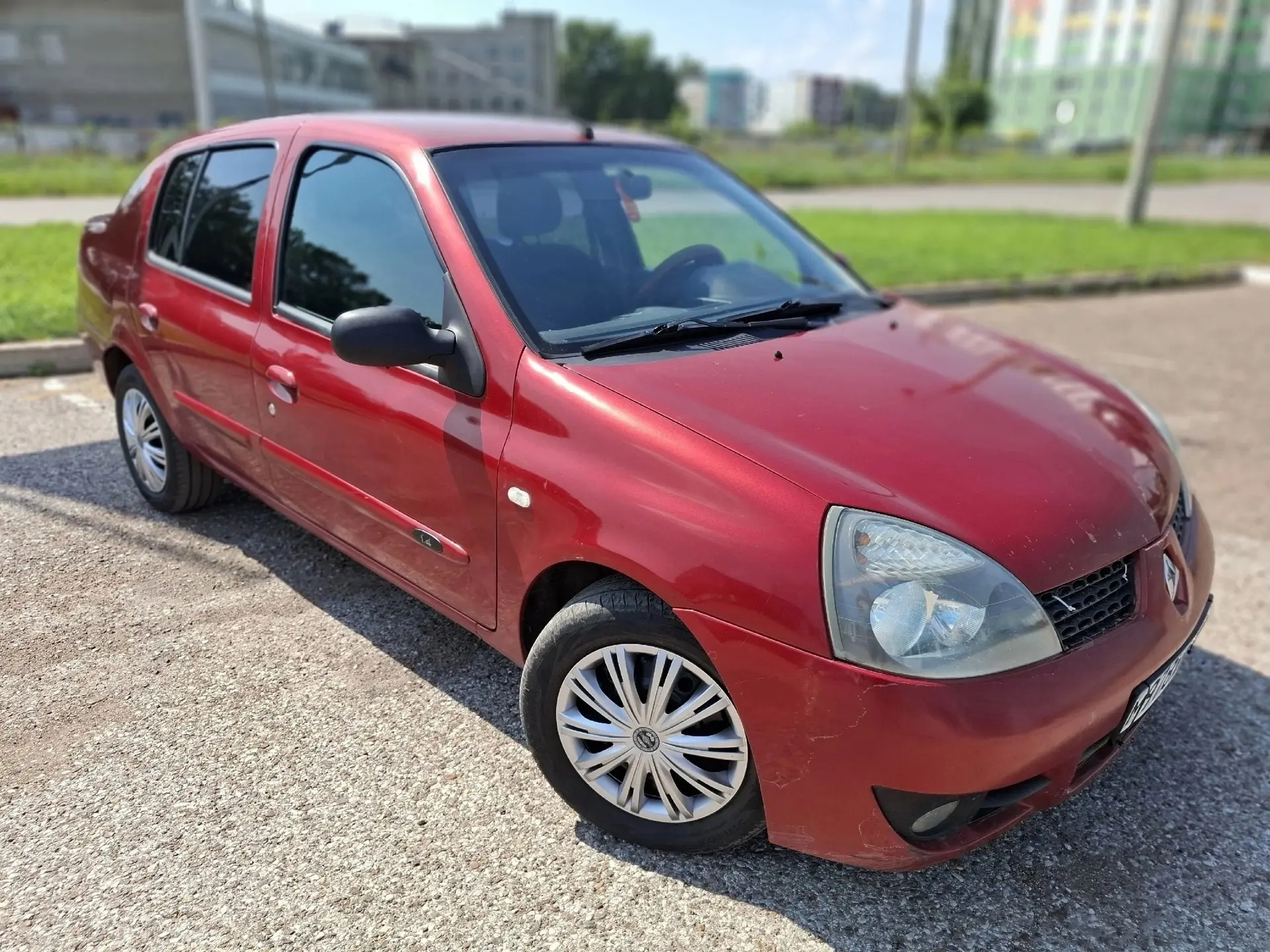 Renault Symbol 1.4 MT, 2006г. Цена 298т
в отличном обслуженном состоянии. Вложений не требует. 3 соб