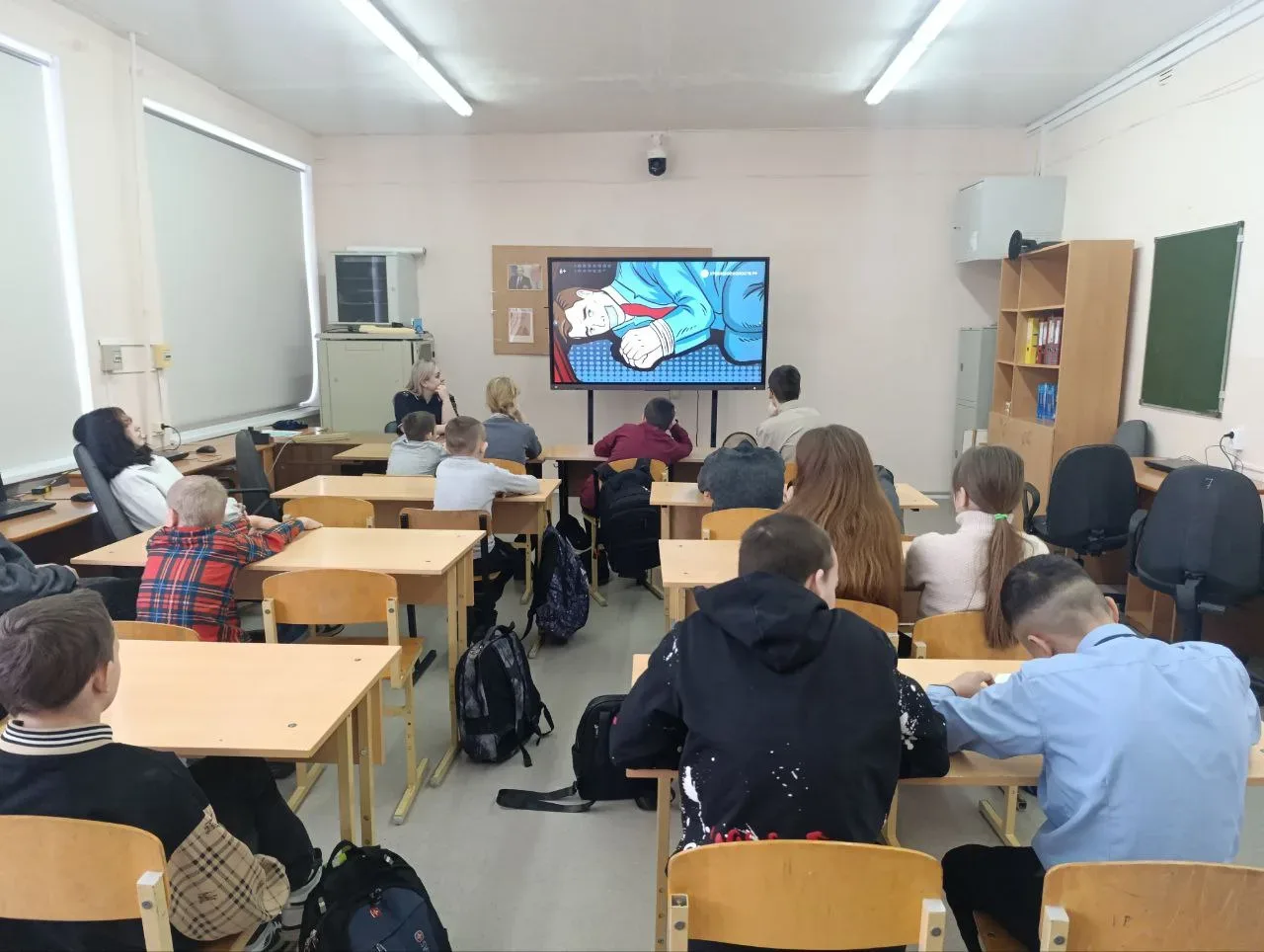 26 января в нашей школе сотрудники МО МВД "Гусевский" провели лекцию на тему "Терроризм...