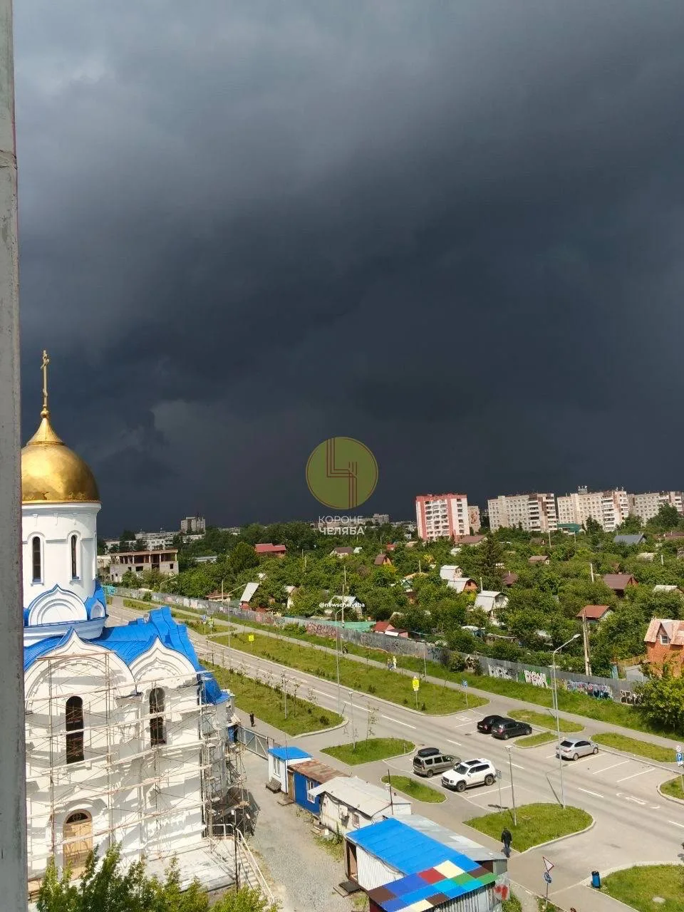 Челябинск вновь превратился в Венецию.

Как вам погодка? Как дороги? Не утонули по пути? 

Спасибо з