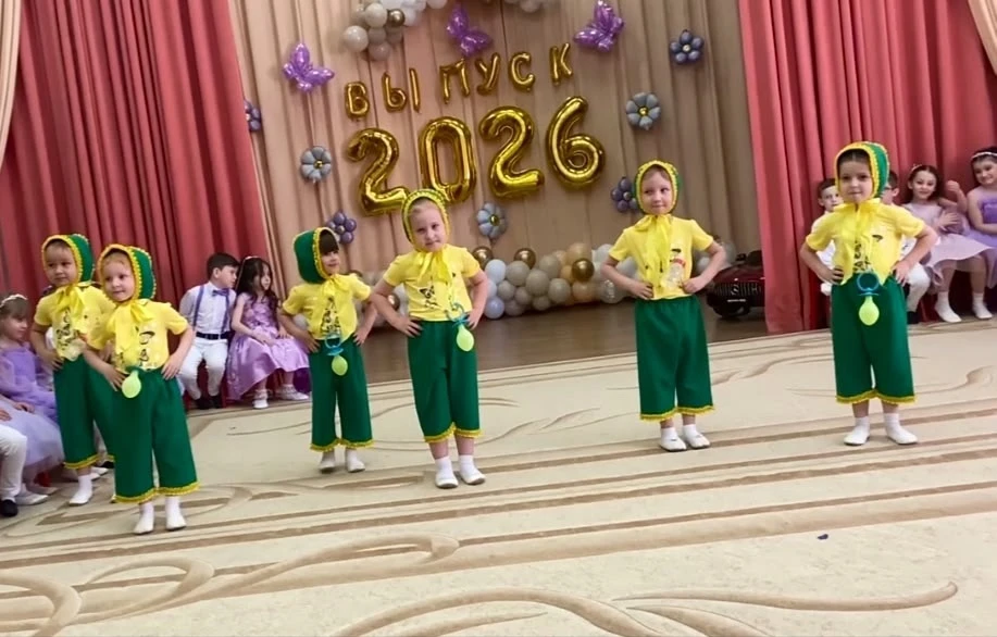 Сегодня в дошкольном отделении «Умка» состоялся первый выпускной! 🎉 Наши маленькие выпускники сделал