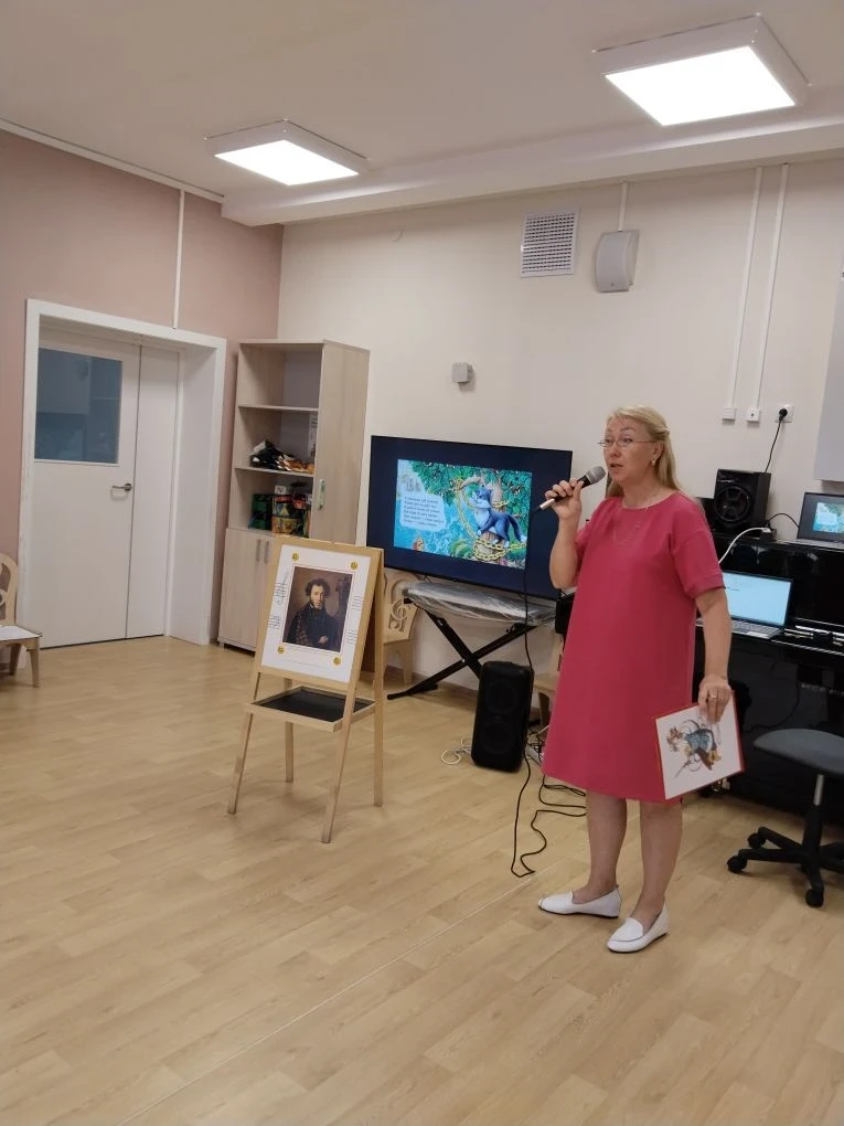🖌️📚Каждый год 6 июня в России отмечают день рождения Александра Сергеевича Пушкина.
        Этот д