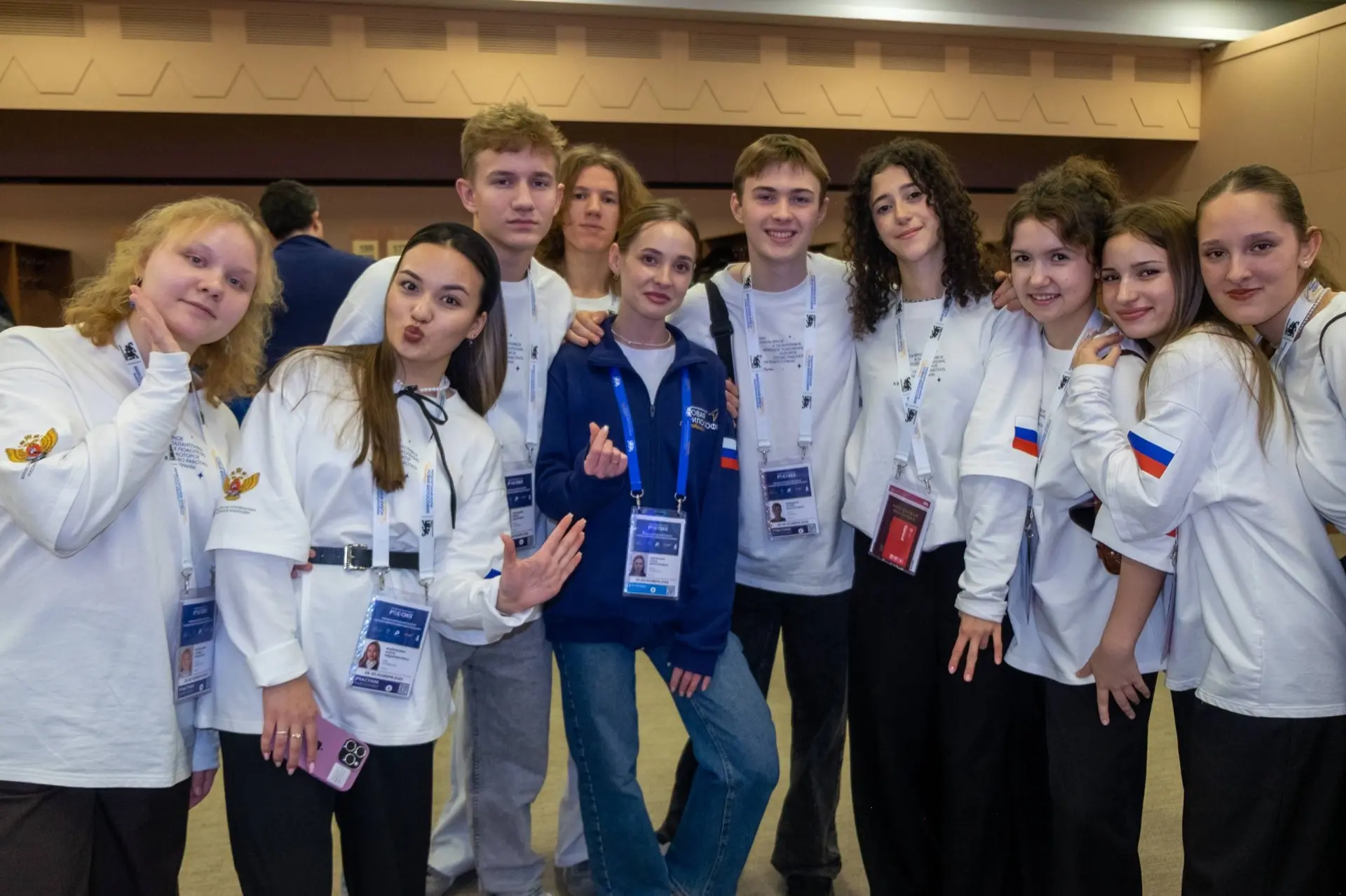 🫀Вроде прошло время , а сердце до сих пор стучит в ритме московской недели.    ❓ Что такое «быть экс