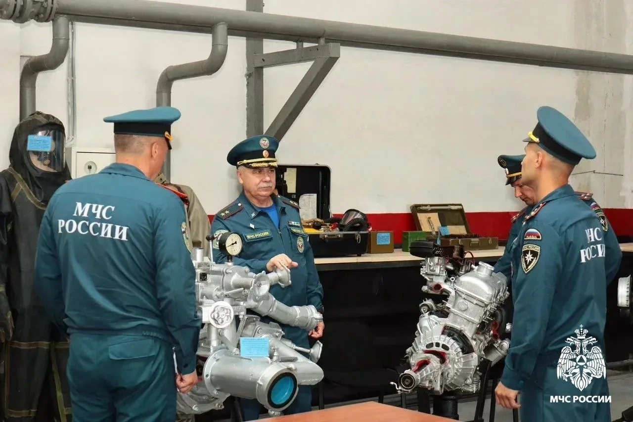 Визит начальника университета ГПС МЧС России в Дальневосточную пожарно-спасательную ака...