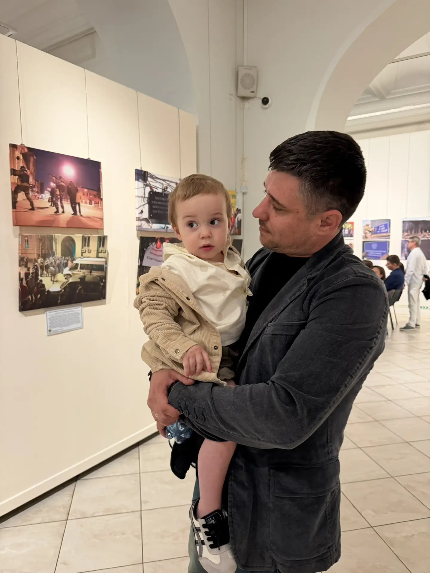 Были сегодня на открытии фотовыставки «Харьковская Весна» в музее Коваленко, посвященно...