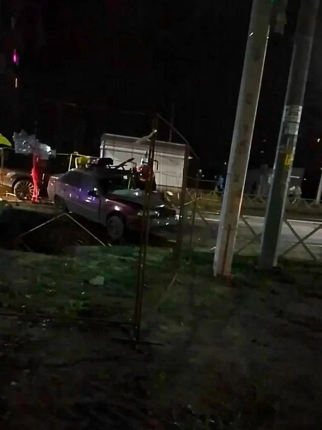 Яма на Труфанова остановила движение в Ярославле