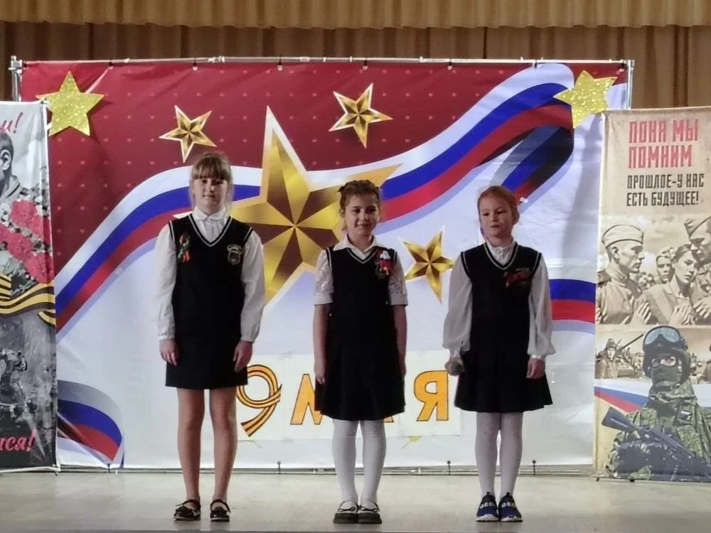 🇷🇺 Школьный Вестник ВЕЛИКАЯ ПОБЕДА В СТИХАХ  📖 Поэтический марафон в школе №23 Накануне празднования