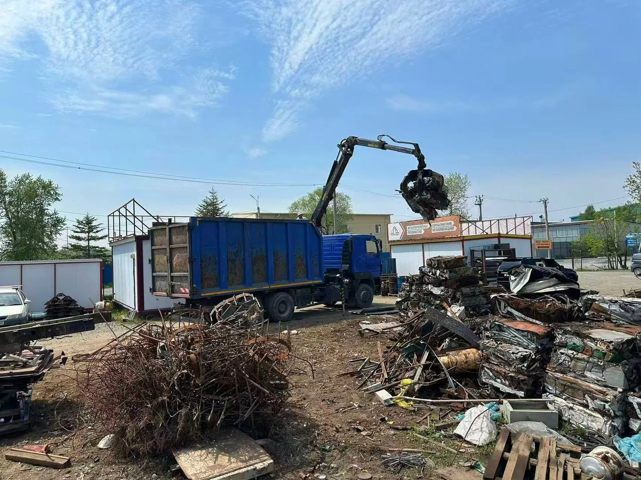 10 тонн вне закона: грубые нарушения экологии и безопасности на пункте приёма металлолома