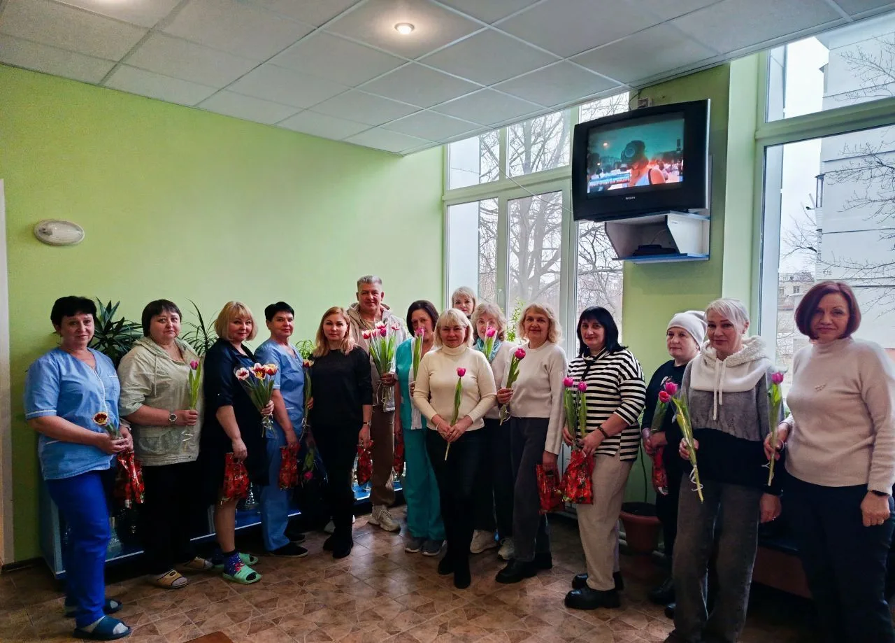 🌼 Весенний подарок нашим замечательным женщинам! 🌼В преддверии 8 Марта мужской коллек...
