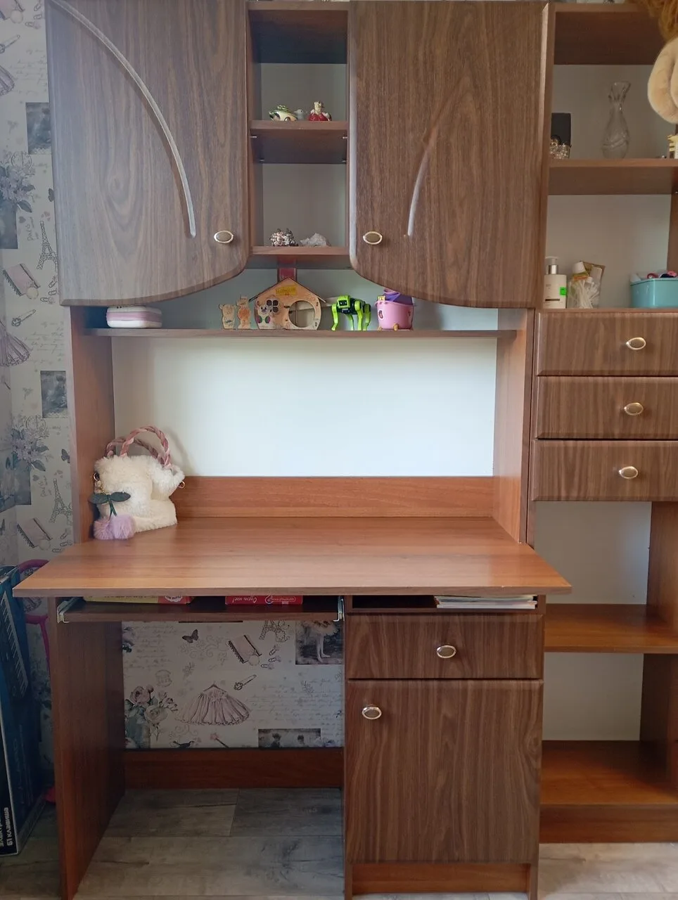 Продам мебель в детскую, идеальное состояние, Донецк, 35 000₽