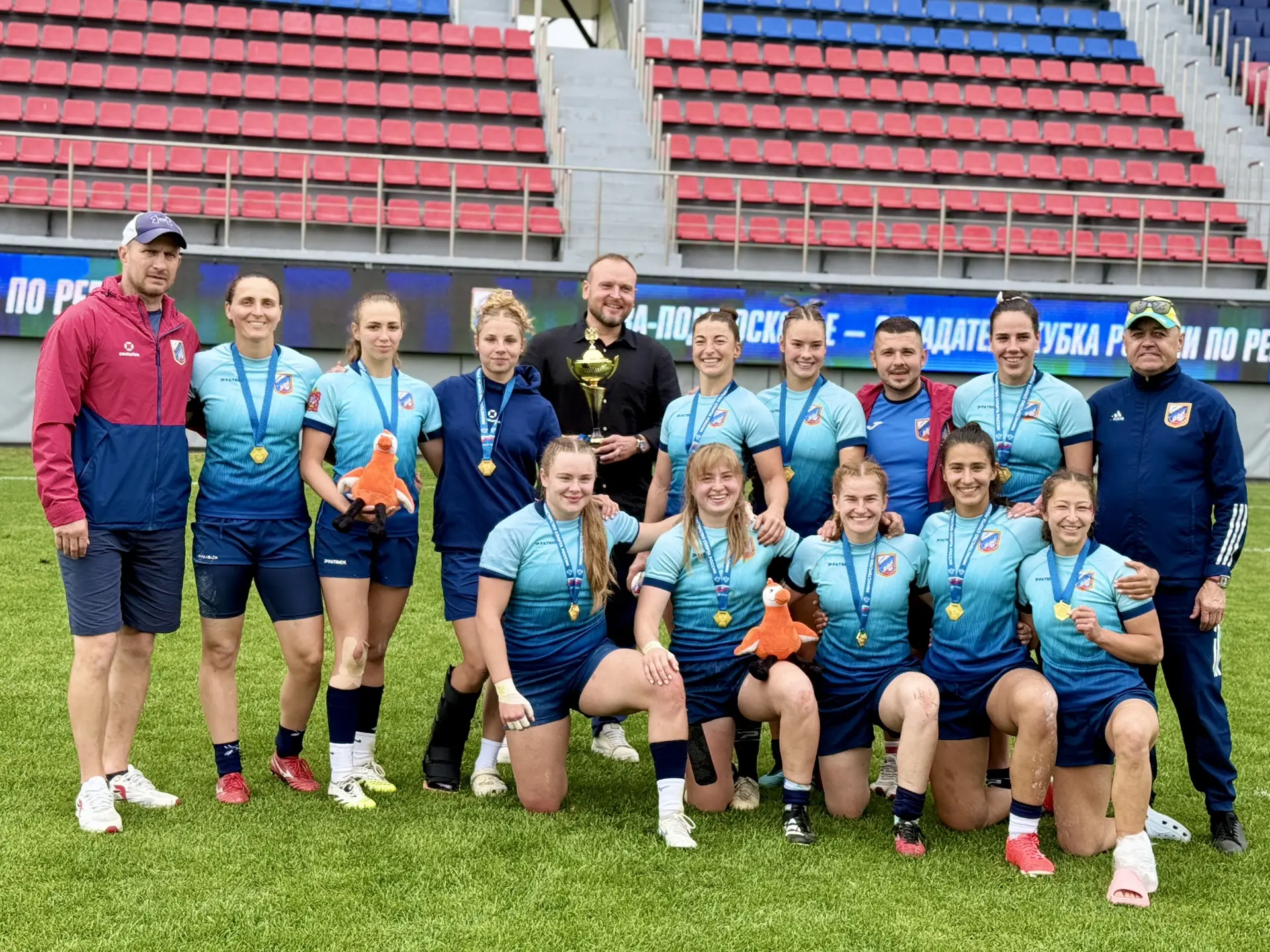 🏆✈️ «ВВА-Подмосковье» — обладатель Кубка России по регби-7 среди женских команд!

Наши «лётчицы» ув