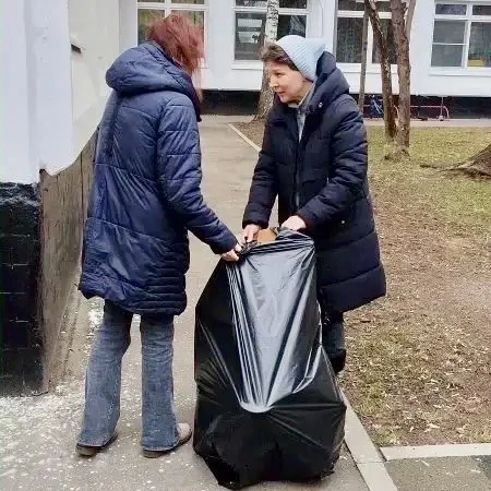 Весна — время обновлений🧼  🌿 В рамках месячника благоустройства около всех наших дошкольных зданий п