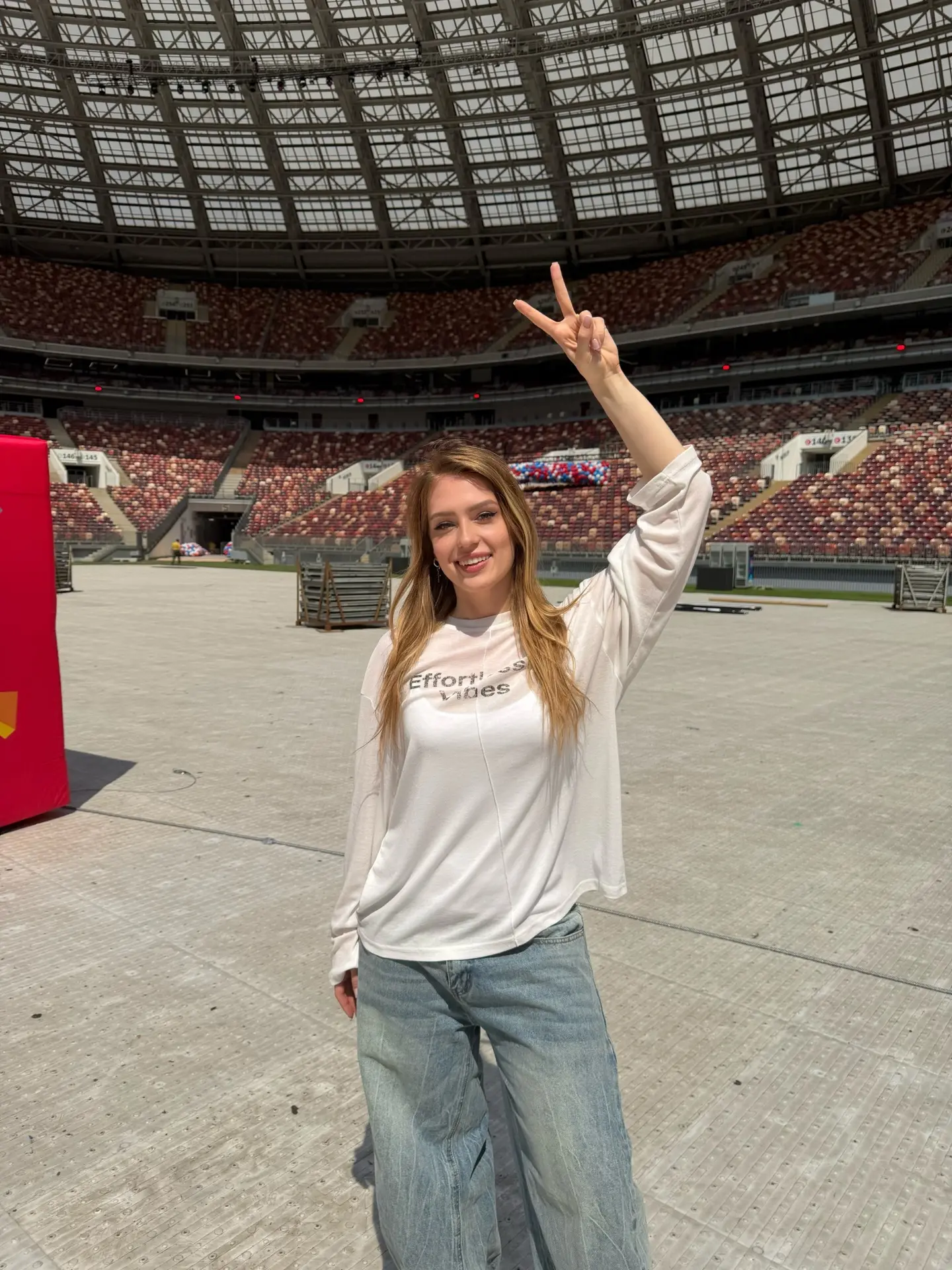 Уже завтра выступаю в Лужниках 😍

Споем мою песню Бабайка на самом большом стадионе страны 🔥
