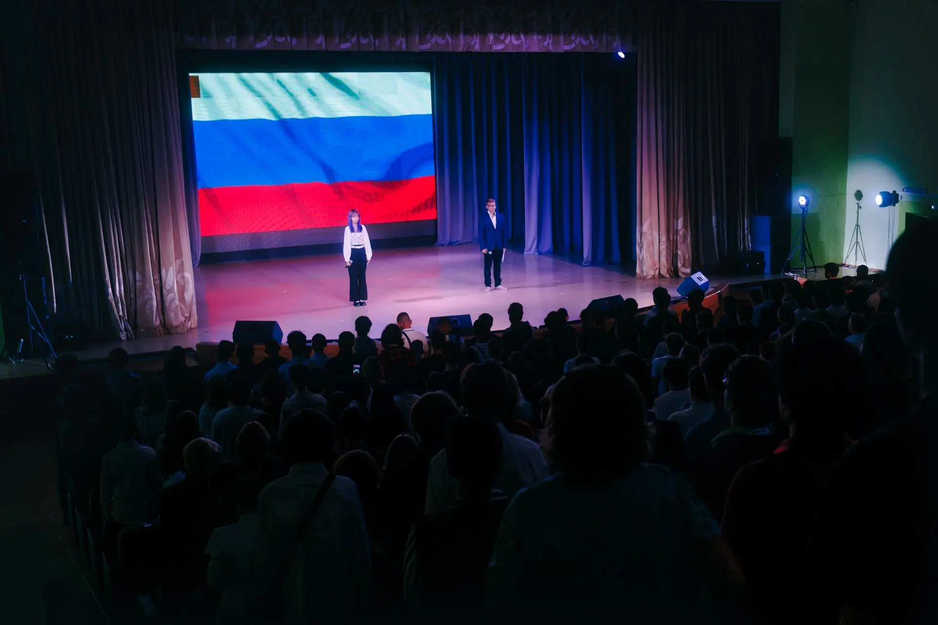 🎓 1-е сентября в Доме молодёжи