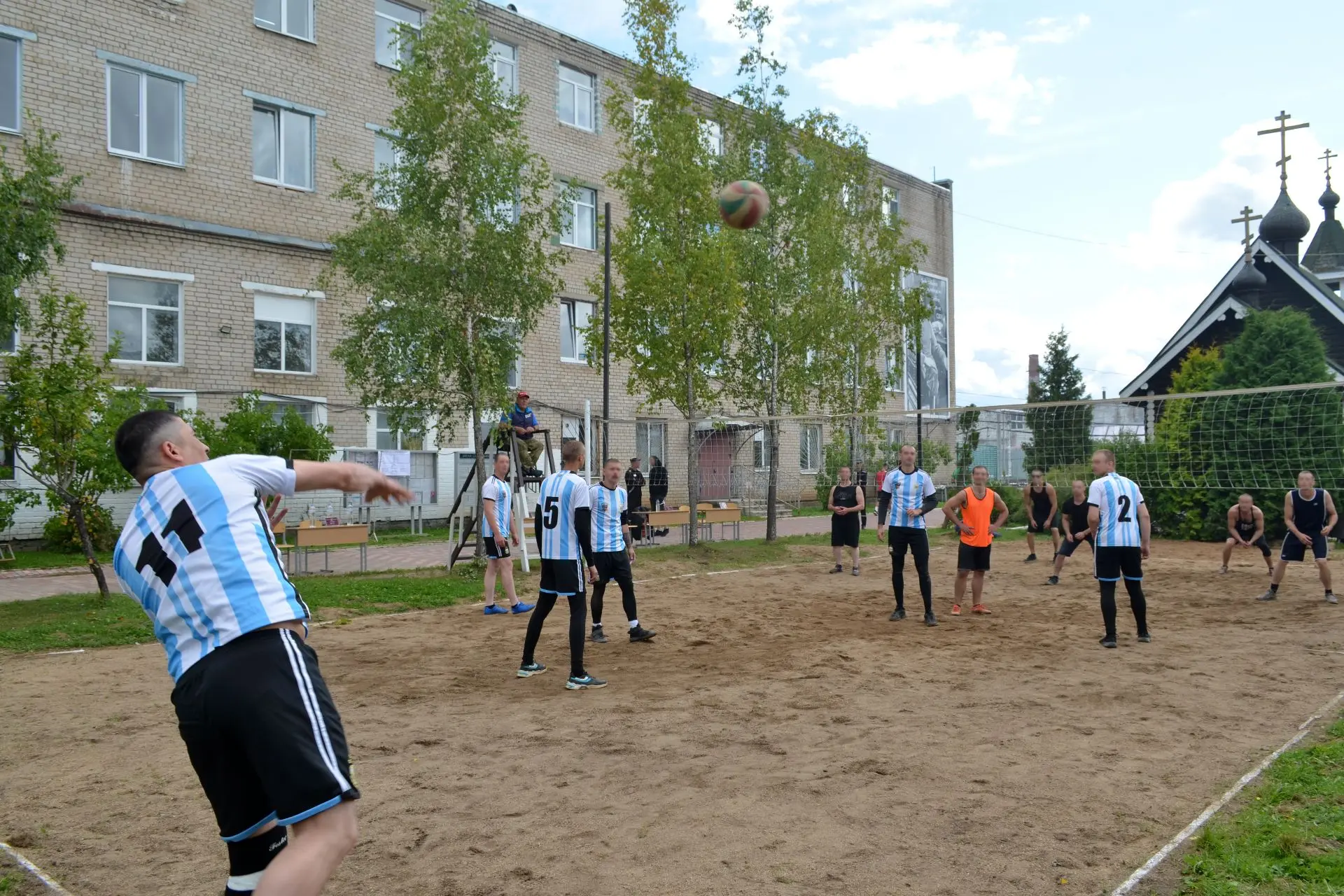 Определены победители турниров по футболу и волейболу среди осужденных УФСИН России по ...