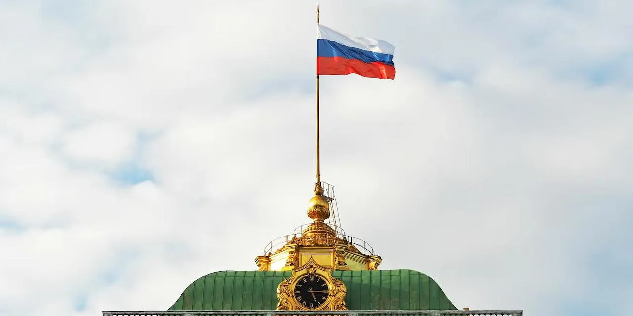 ❗МНЕНИЕ❗ Олег Зинченко: Миновало время, когда мы путали порядок цветов флага