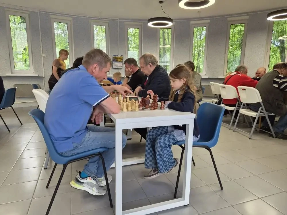 ♟️🏆 Сегодня в Центре спорта Центрального района состоялся турнир по шахматам в рамках ...