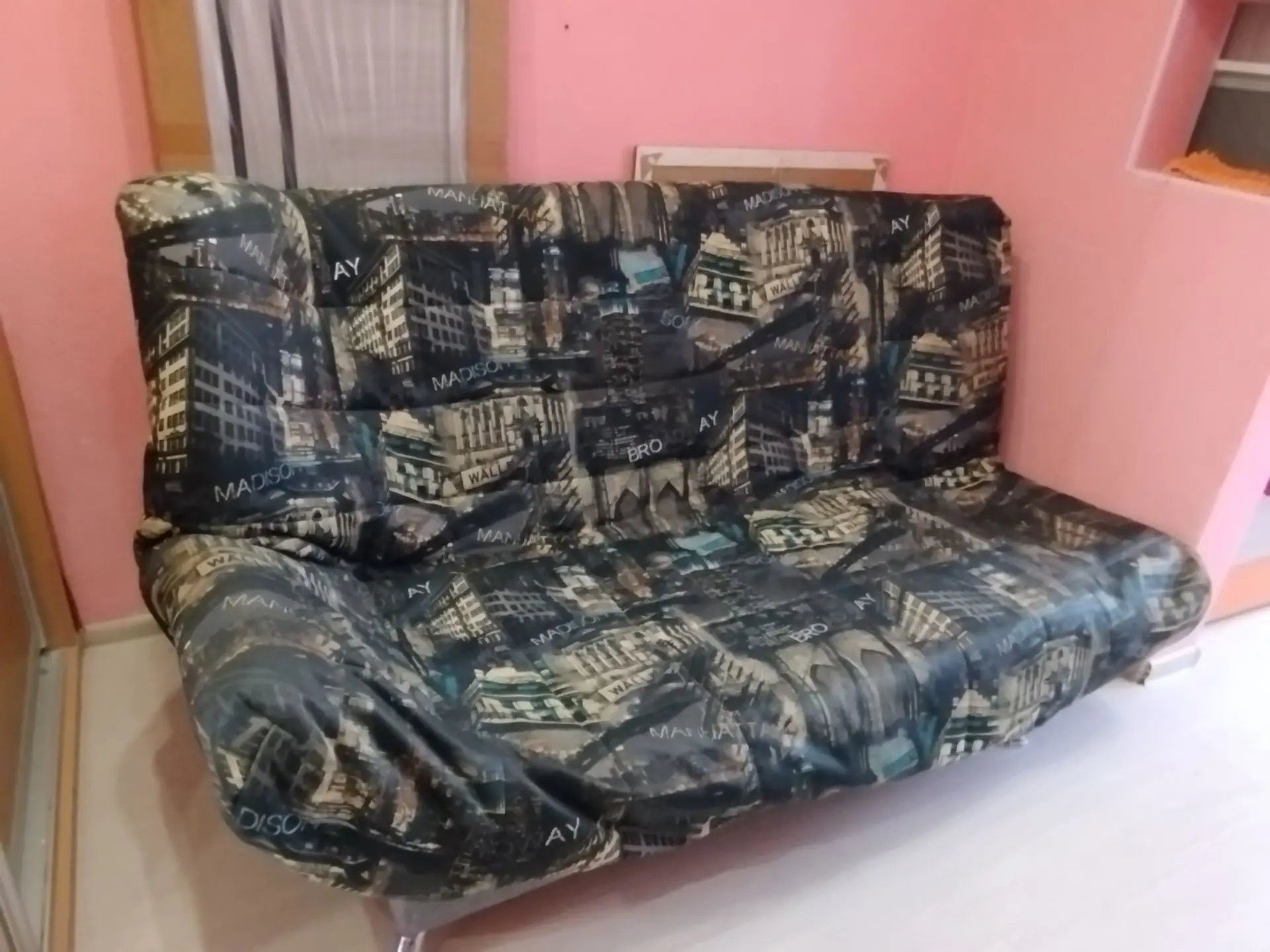 Продам диван 1.000