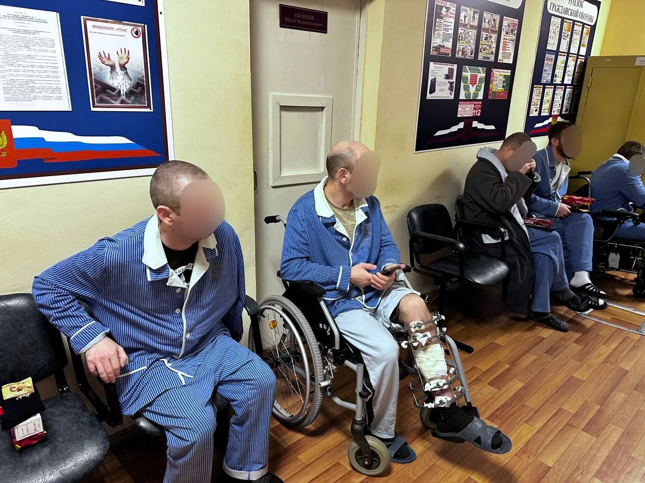 Сегодня наши волонтёры Юля Честикина и Нина Викторовна посетили госпиталь и привезли го...