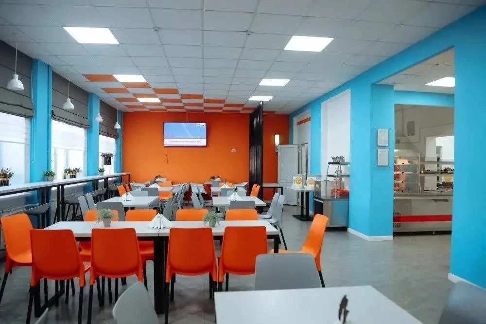 🥙Еще 54 школьные столовые модернизируют в современные кафе

Такая инициатива реализуется в регионе 