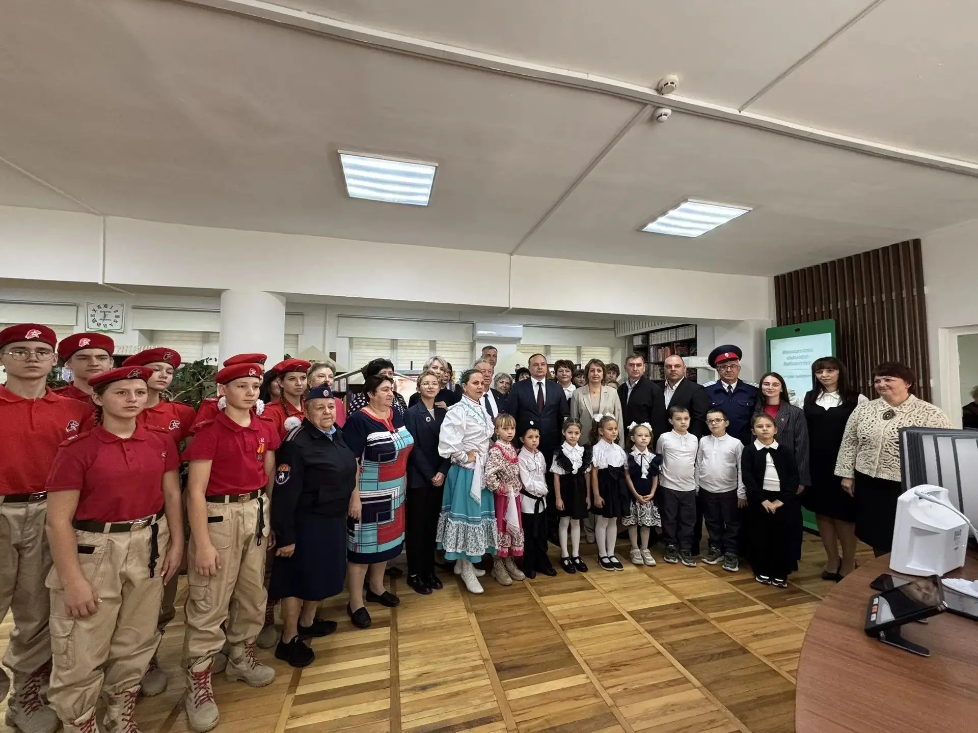 В Аксайском районе состоялось торжественное открытие модельной библиотеки.