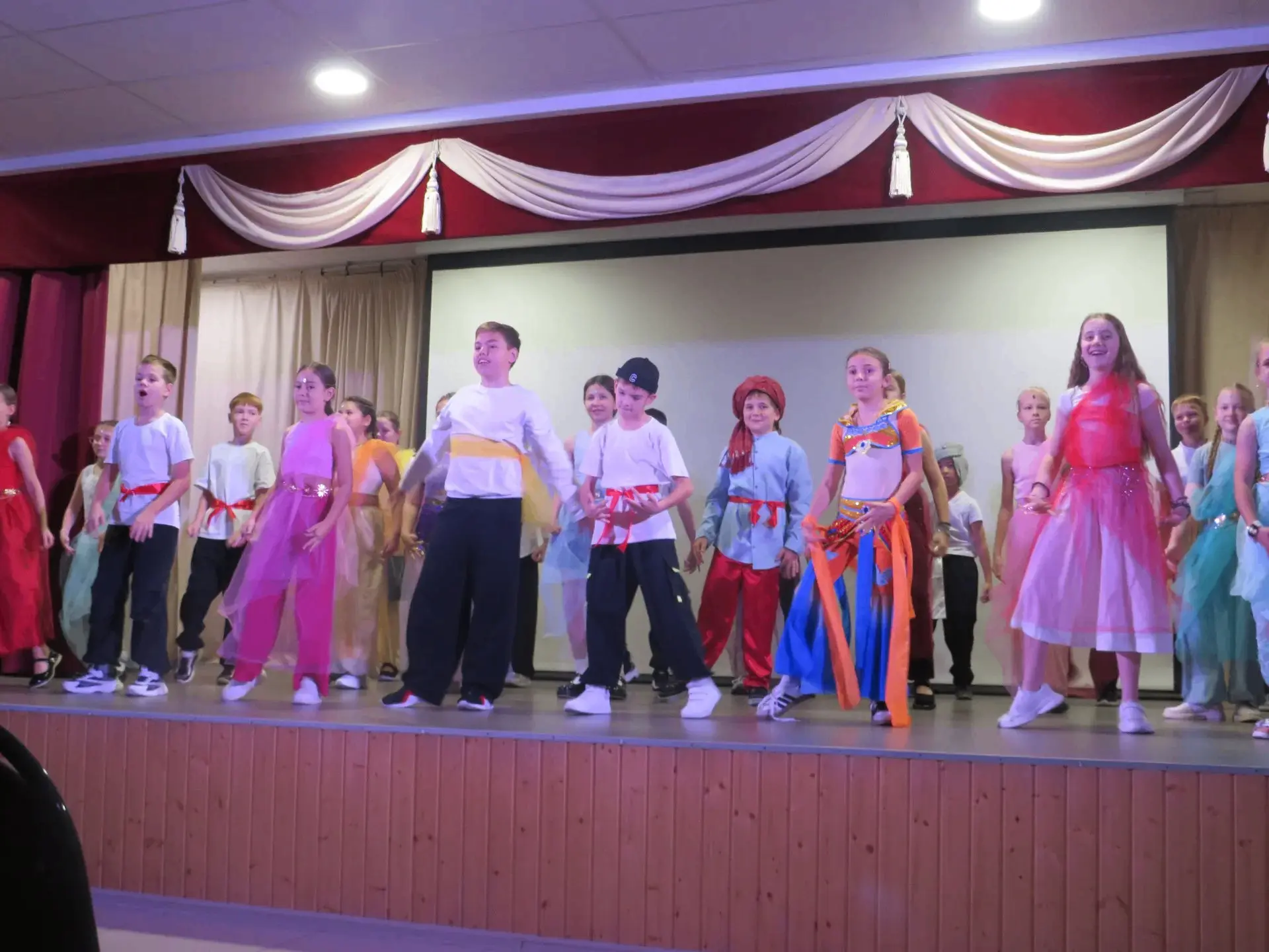 🌟🎉 ПАРАД ТАЛАНТОВ: ПЕРВЫЙ ДЕНЬ! 🎉🌟