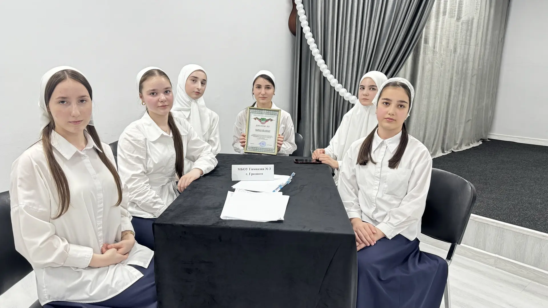 На базе МБУ «Центра национальной культуры» (ЦНК), состоялся городской этап конкурса «Мой родной язык